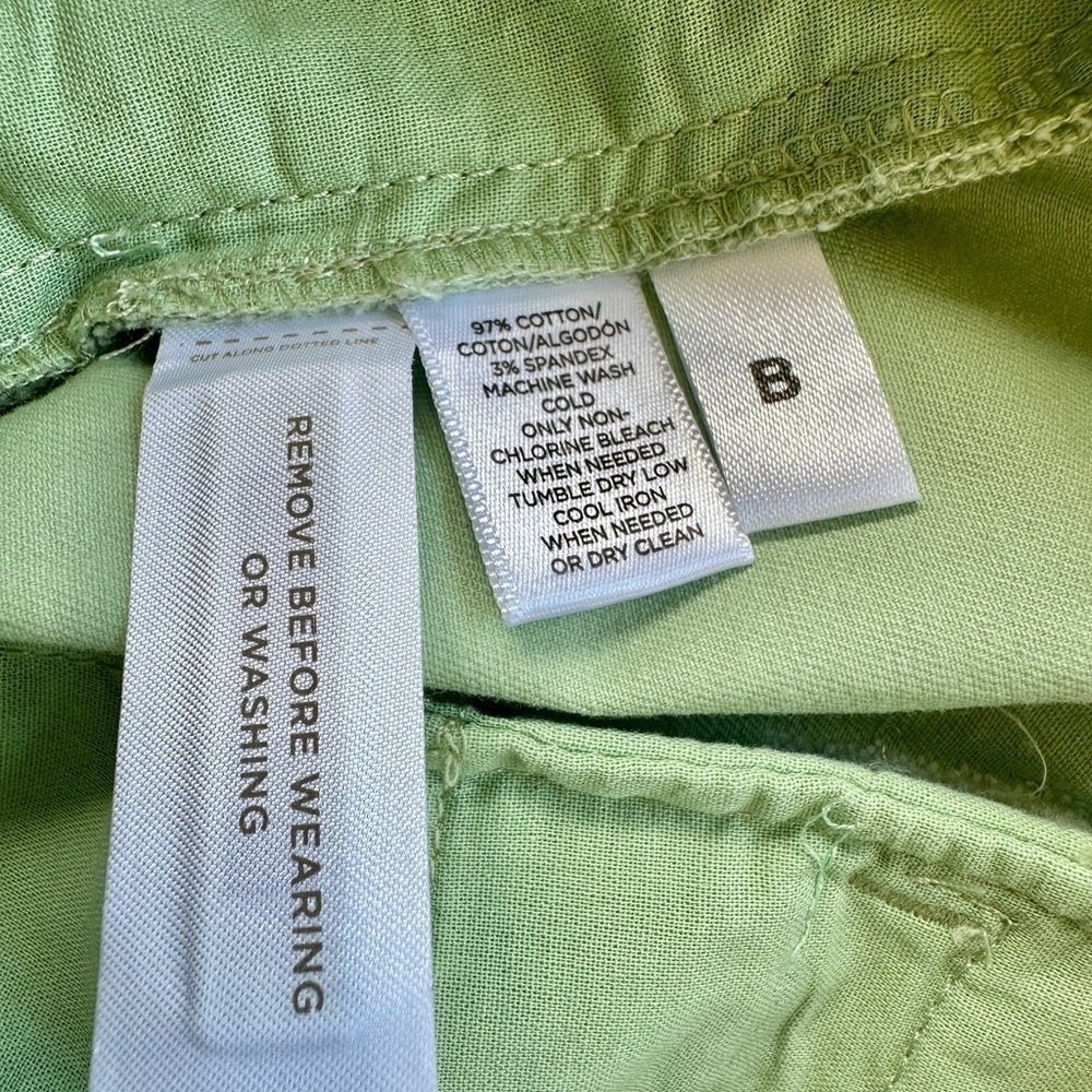ANN TAYLOR LOFT, NWOT, THE RIVIERA SHORT. GREEN, FLAT FRONT, BELT LOOPS. SIZE 4 - Picture 8 of 8